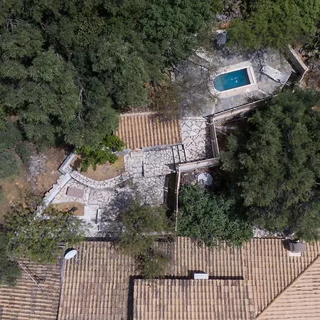 Oldstone * Nisaki (Corfu)
